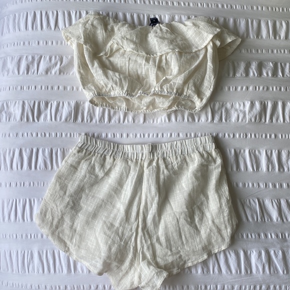 Beach matching set - shorts and crop top - Picture 3 of 4